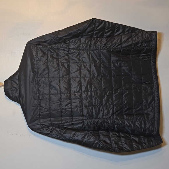 L.L. Bean Women's PrimaLoft Quilted Insulated Packaway Jacket NWOT - Picture 13 of 16